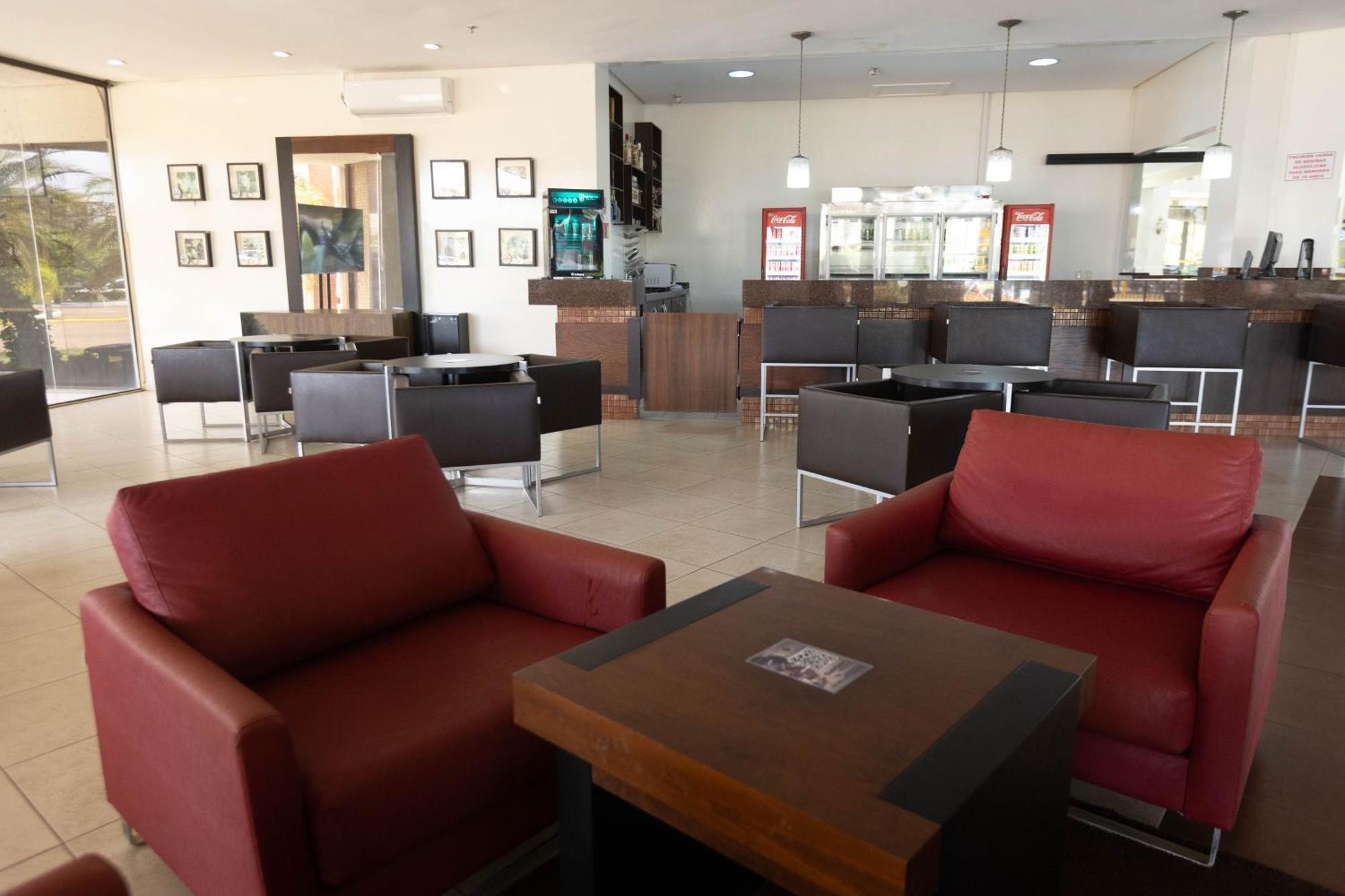 Várzea Grande Hits Pantanal Hotel Aeroporto מראה חיצוני תמונה